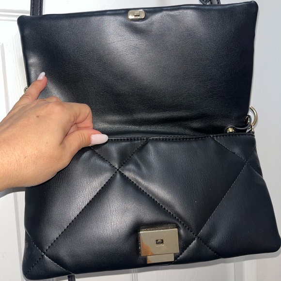 Steve Madden soft quilted clutch crossbody bag - Picture 4 of 6